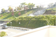 バルコニーから見える小学校